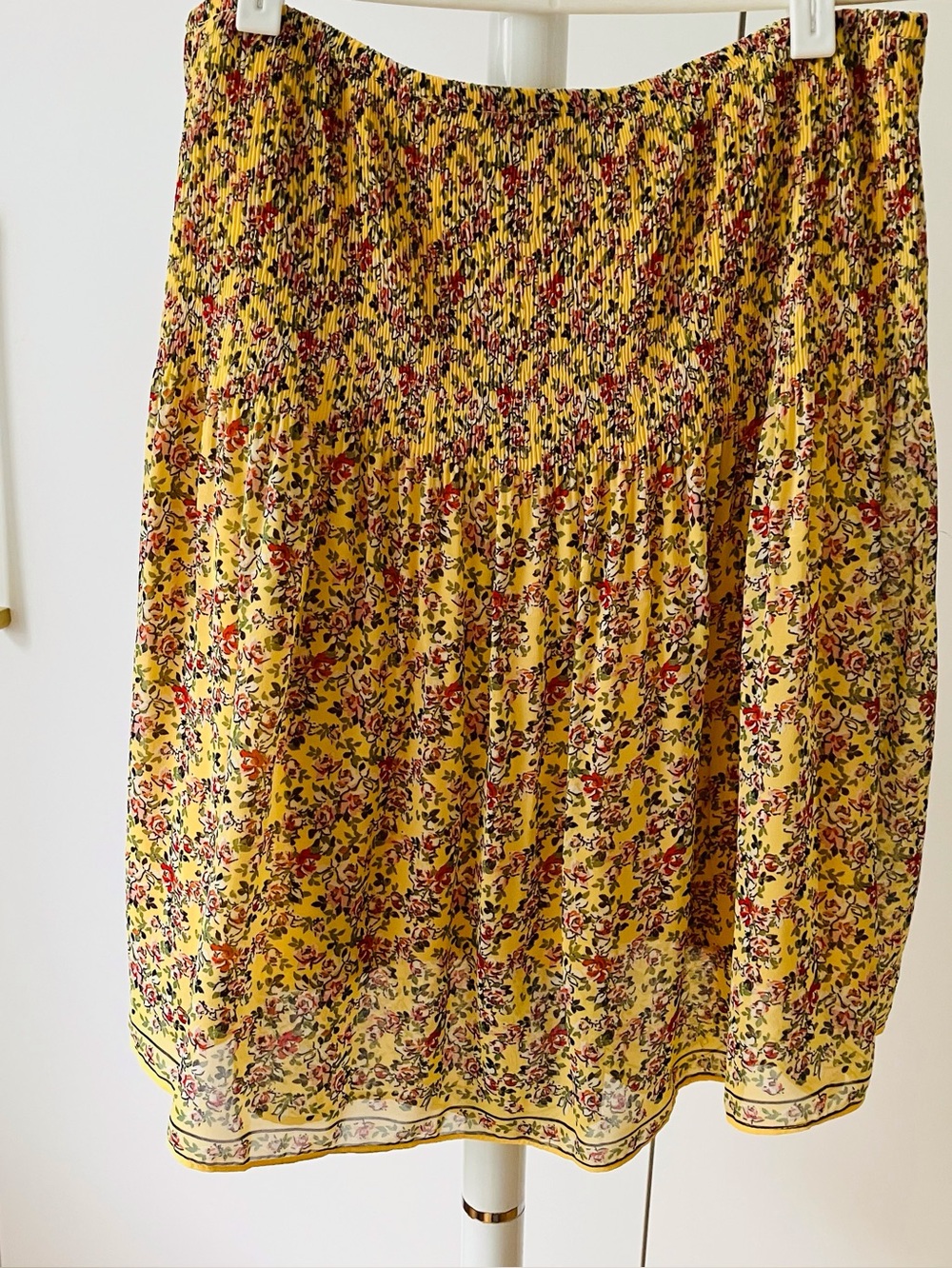 Max Studio yellow floral skirt size M